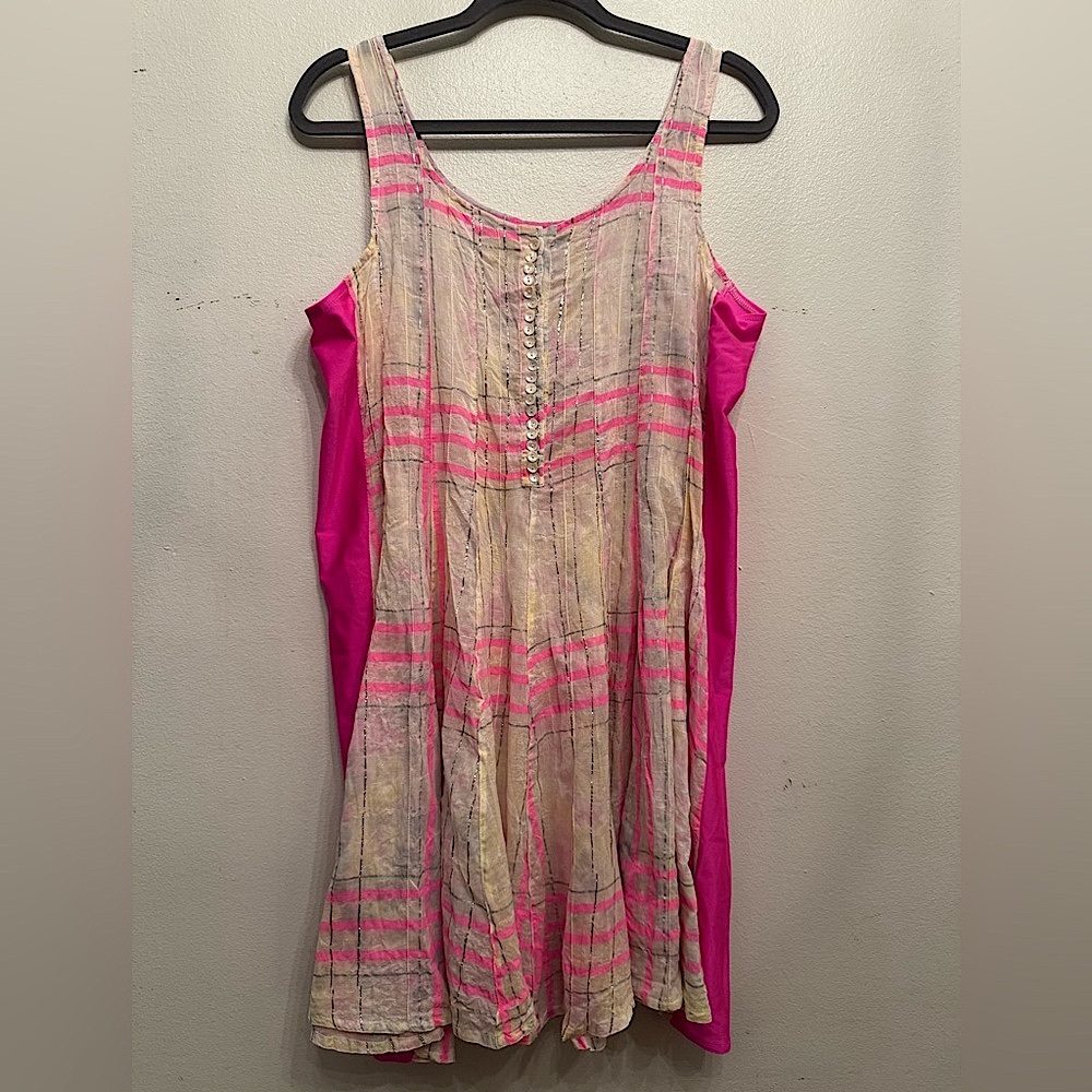 Juliet Dunn Vibrant Pink and Cream Mini Dress